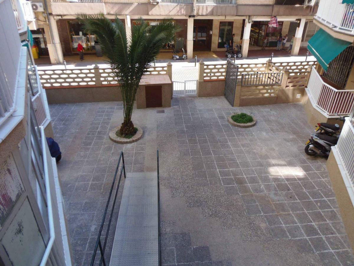 Tucasaenbenidormplaya Apartment Exterior foto